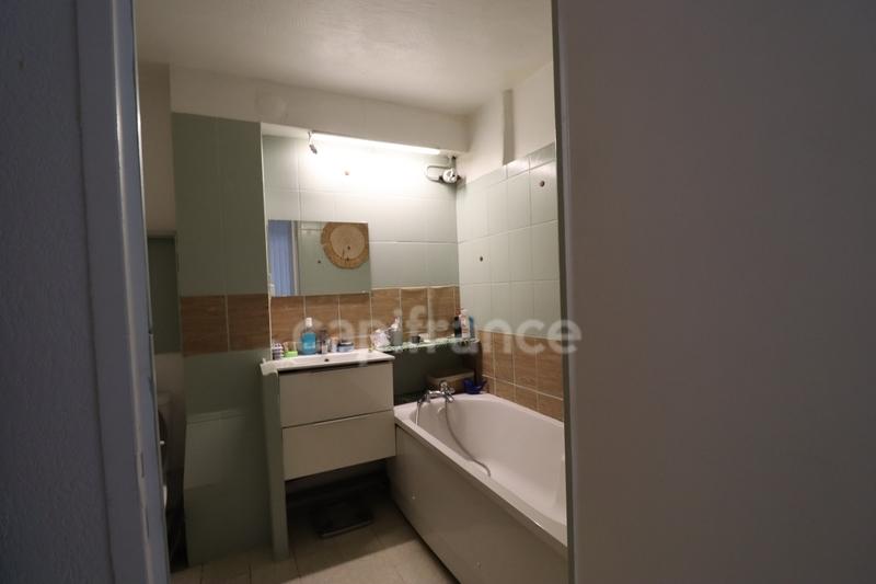 Fonds de commerce - 120 m²