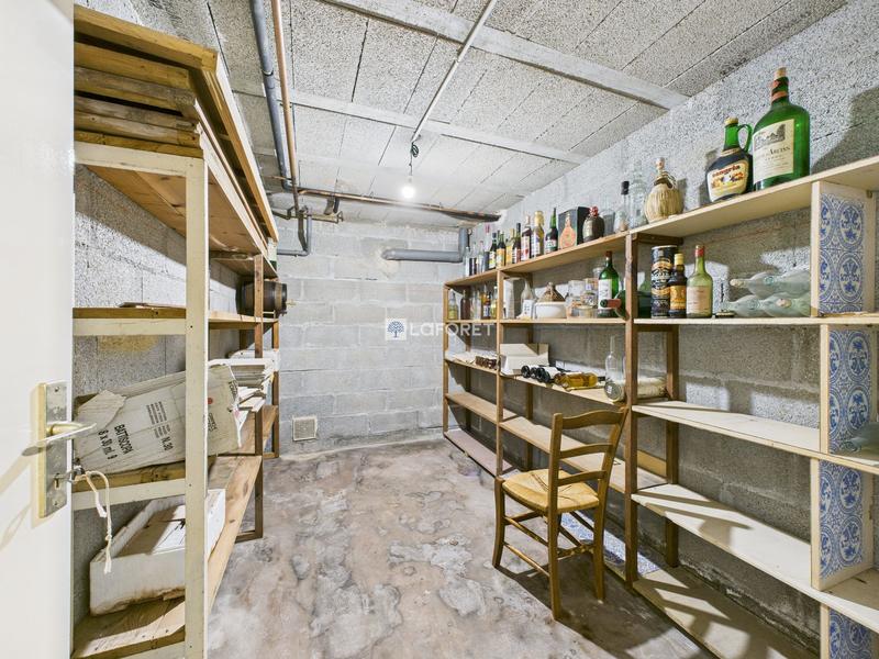 Maison - 215 m² - 7 pièces