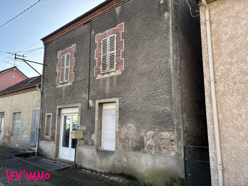 Maison - 118 m² - 8 pièces