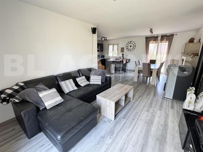 Pavillon - 90 m² - 4 pièces