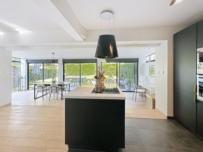 Maison - 121 m² - 5 pièces