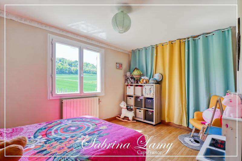 Maison - 145 m² - 7 pièces