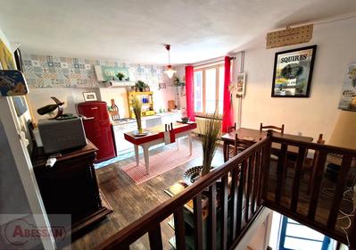 Maison - 81 m² - 4 pièces