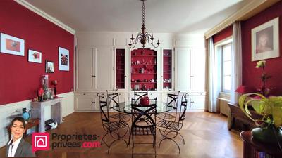 Maison - 200 m² - 10 pièces