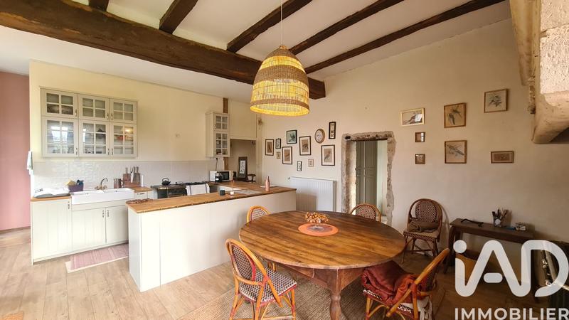 Maison - 200 m² - 4 pièces