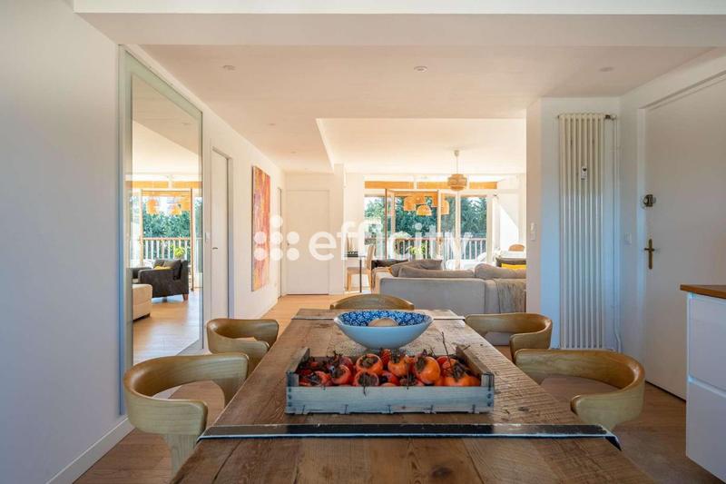 Appartement - 100 m² - 4 pièces