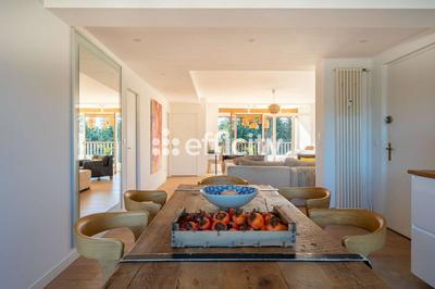 Appartement - 100 m² - 4 pièces