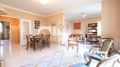 Appartement - 84 m² - 3 pièces