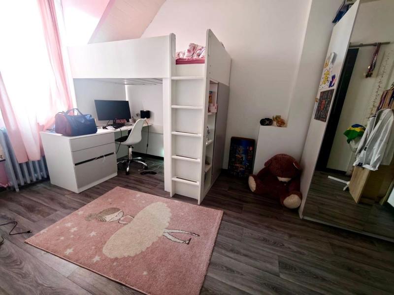 Maison - 220 m² - 8 pièces