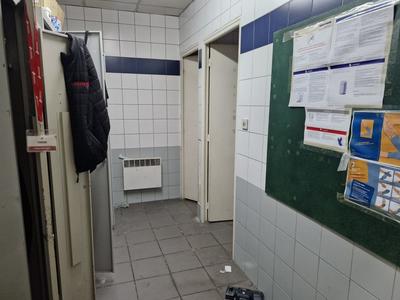 Local commercial - 715 m²