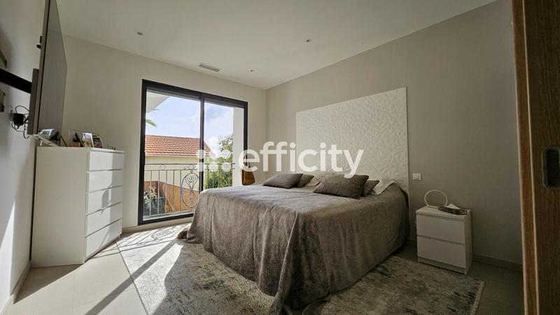 Maison - 190 m² - 5 pièces