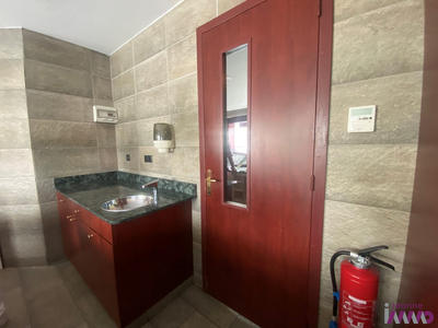 Local commercial - 110 m²