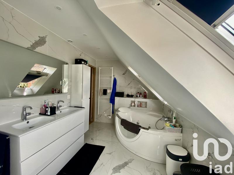 Maison - 130 m² - 6 pièces