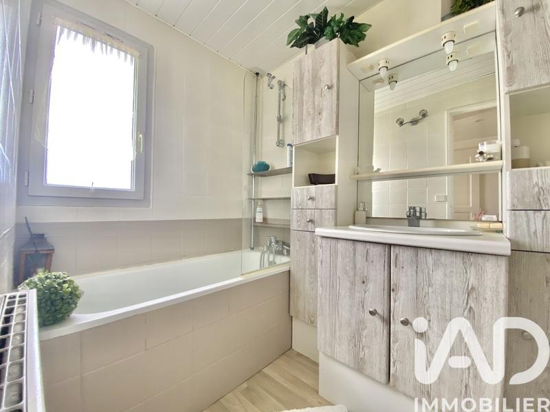 Maison de ville - 94 m² - 5 pièces