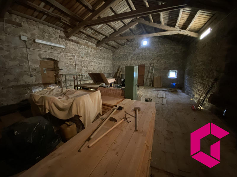 Ferme - 90 m² - 5 pièces