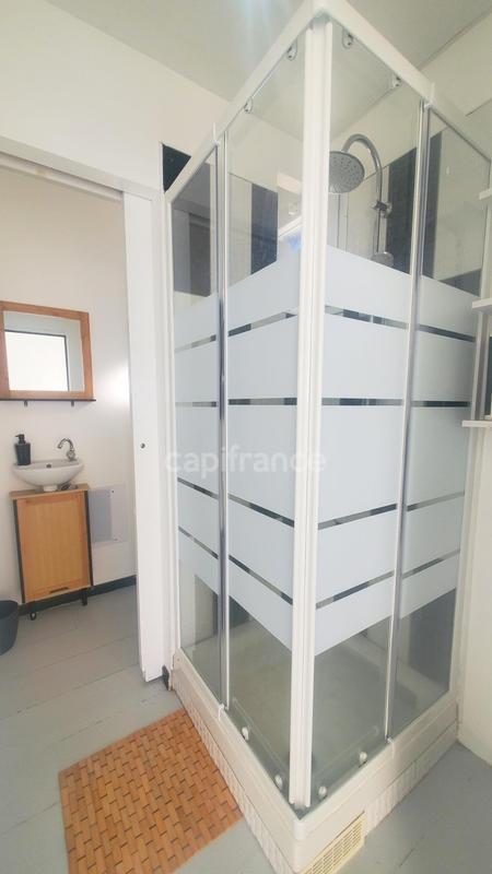 Immeuble - 209 m² - 9 pièces