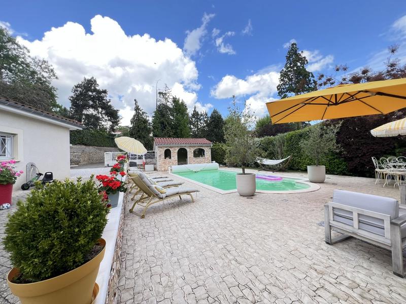 Villa - 230 m² - 7 pièces