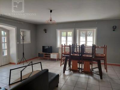 Maison - 163 m² - 5 pièces