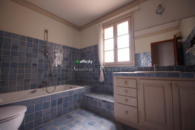 Maison - 135 m² - 5 pièces