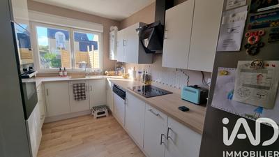 Maison - 95 m² - 5 pièces