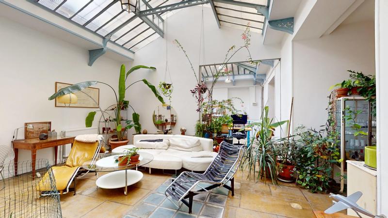 Local commercial - 353 m² - 10 pièces