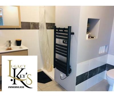 Maison traditionnelle - 160 m² - 6 pièces