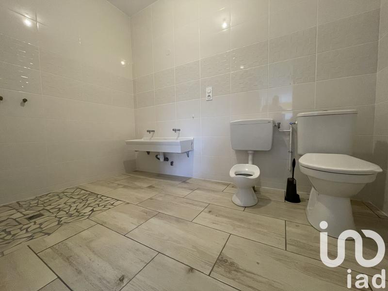 Maison - 181 m² - 9 pièces