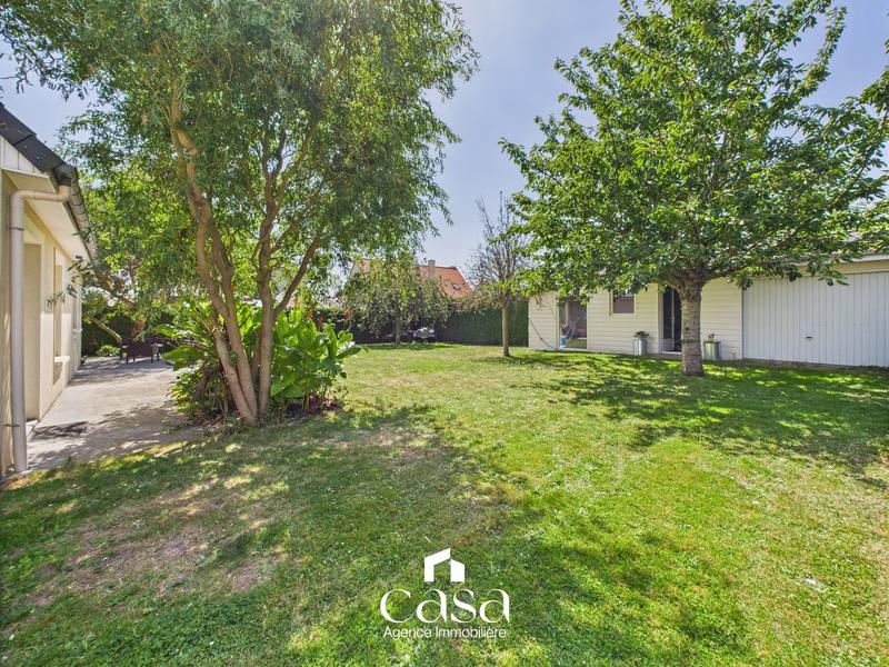 Maison - 137 m² - 6 pièces