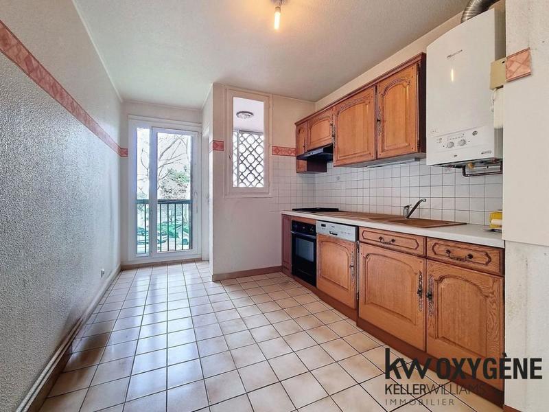 Appartement - 100 m² - 4 pièces