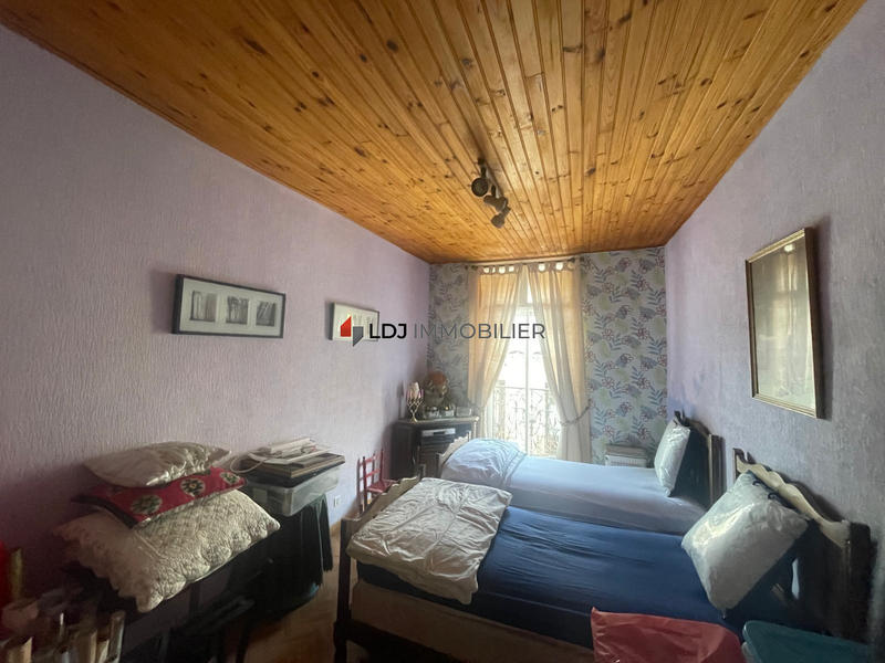 Appartement - 147 m² - 4 pièces