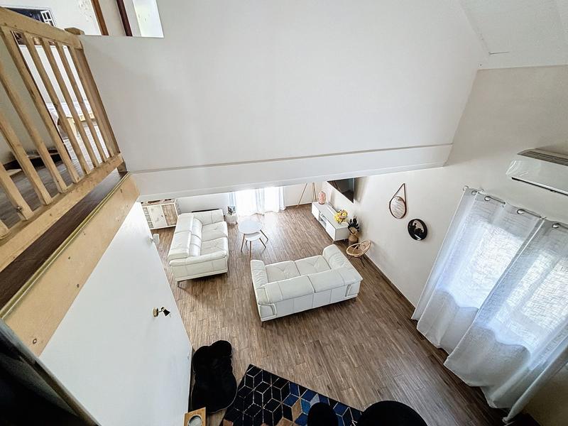 Maison - 181 m² - 8 pièces