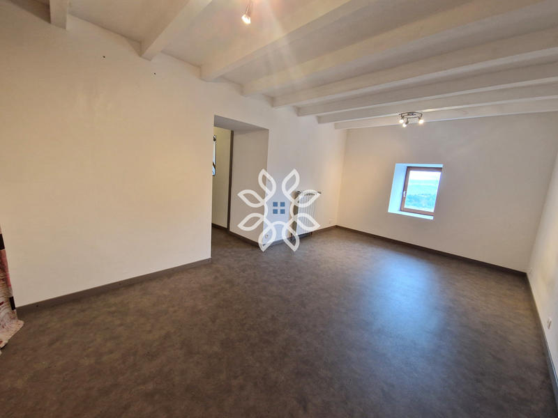 Maison - 110 m² - 7 pièces