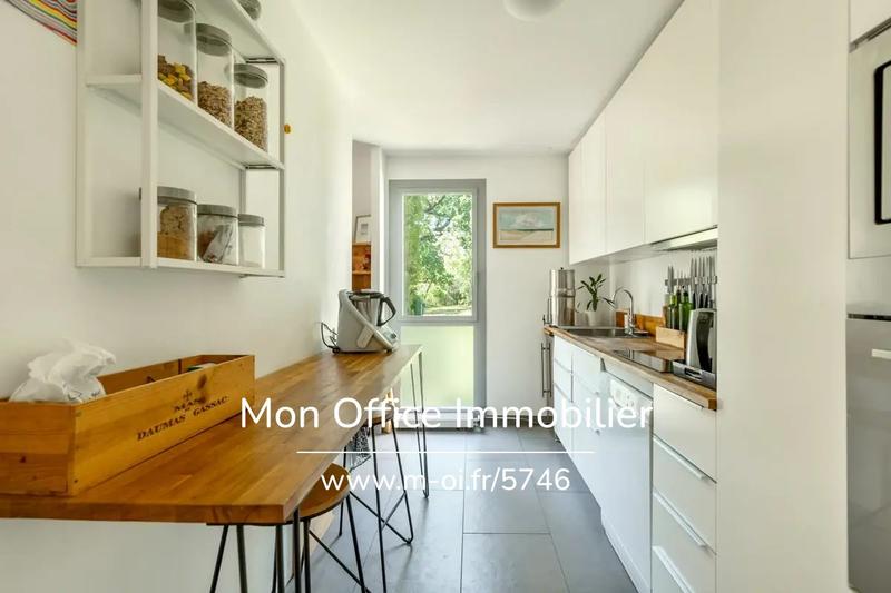 Appartement - 91 m² - 4 pièces