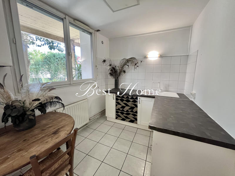 Maison - 200 m² - 10 pièces