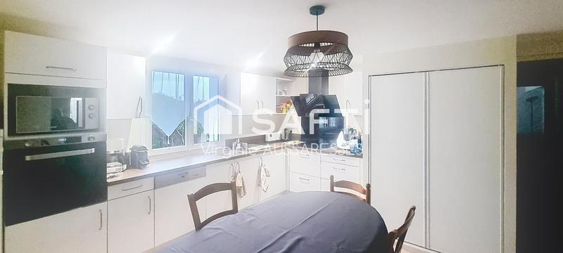 Maison - 167 m² - 6 pièces