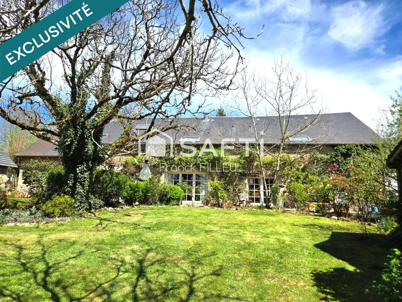 Maison - 282 m² - 8 pièces