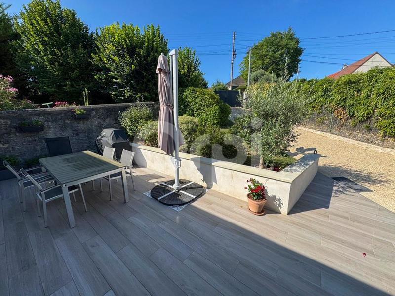 Maison - 140 m² - 6 pièces