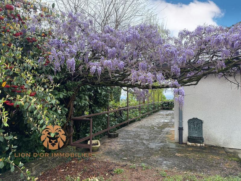 Maison - 92 m² - 5 pièces