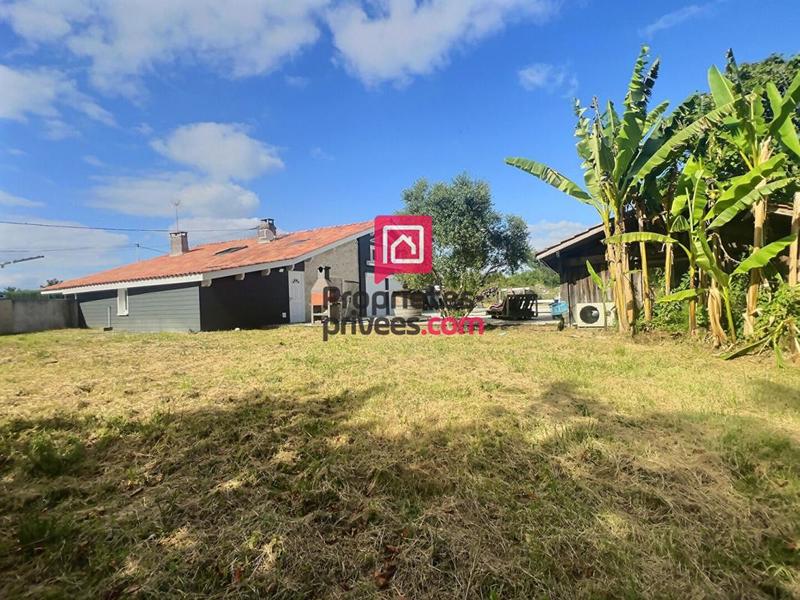 Maison - 263 m² - 11 pièces