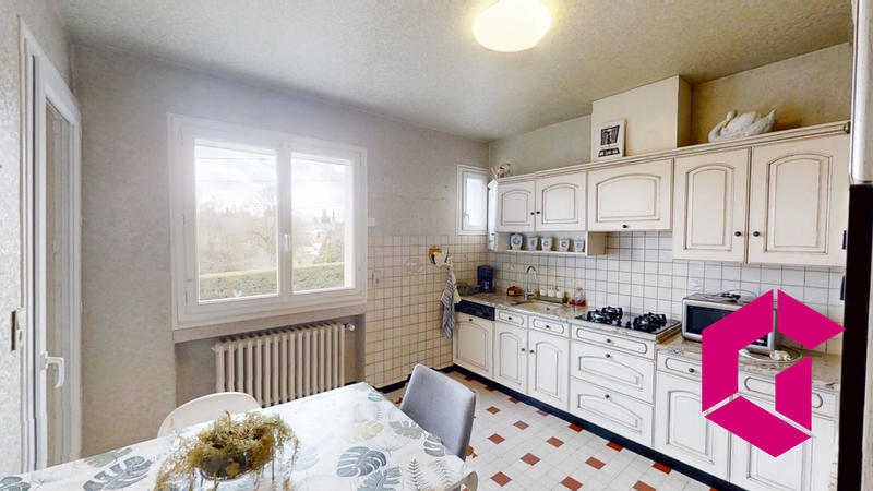 Maison - 100 m² - 1 pièce