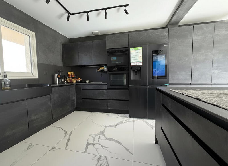 Maison traditionnelle - 173 m² - 7 pièces