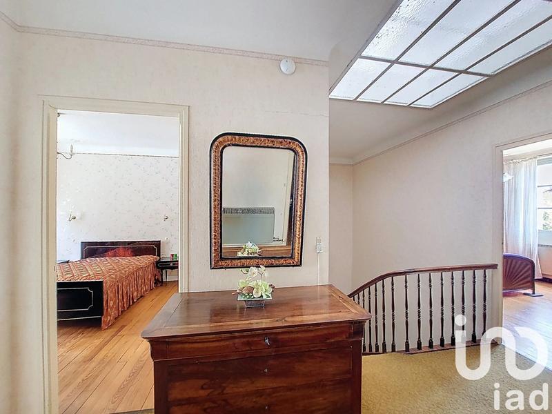 Maison de ville - 200 m² - 7 pièces