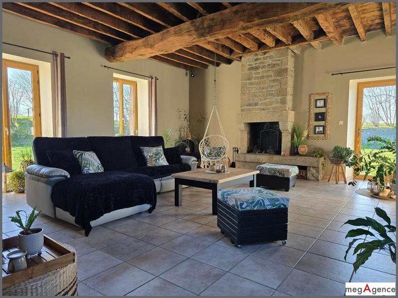 Maison - 155 m² - 7 pièces