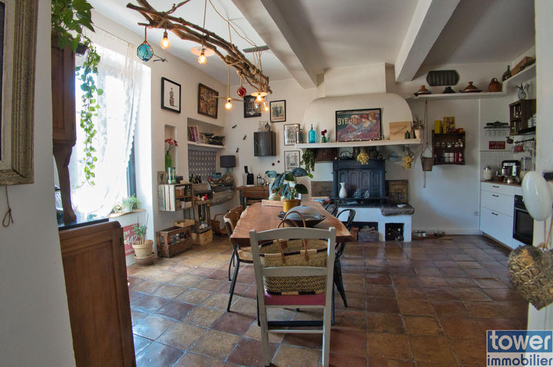 Maison de village - 320 m² - 9 pièces