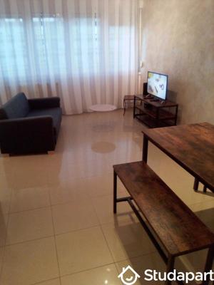 Chambre - 12 m² - 1 pièce