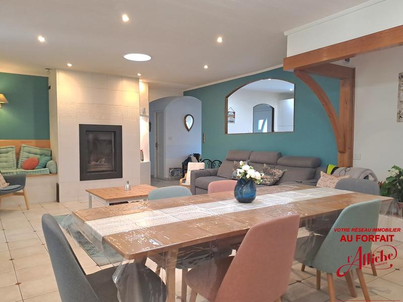 Maison - 217 m² - 6 pièces