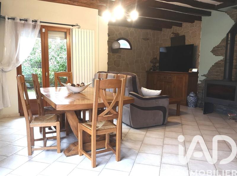 Maison - 195 m² - 9 pièces