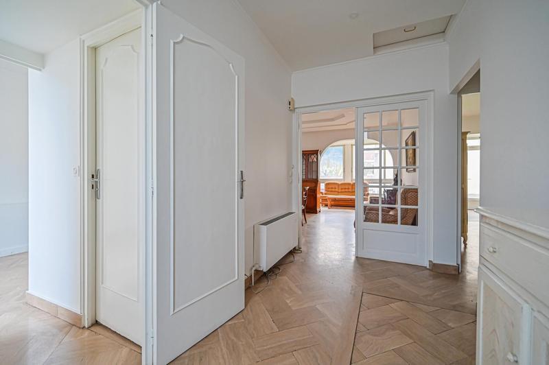 Maison - 191 m² - 6 pièces