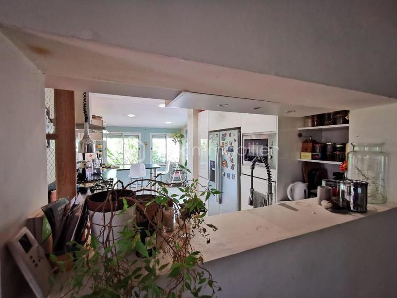 Maison traditionnelle - 143 m² - 6 pièces