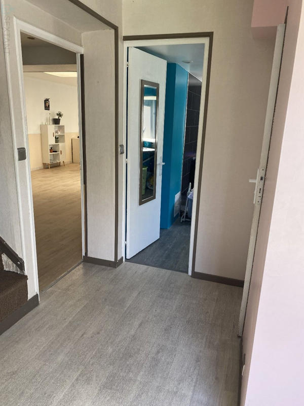 Maison - 165 m² - 8 pièces